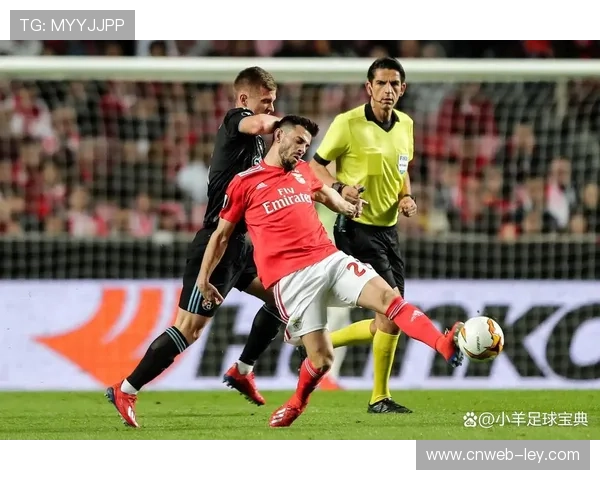 本菲卡与勒沃库森激战 马赛对阵亚特兰大争夺荣耀